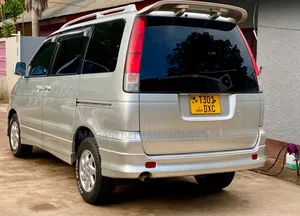 Toyota Noah 2005 Silver