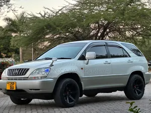 Toyota Harrier 2004 Silver