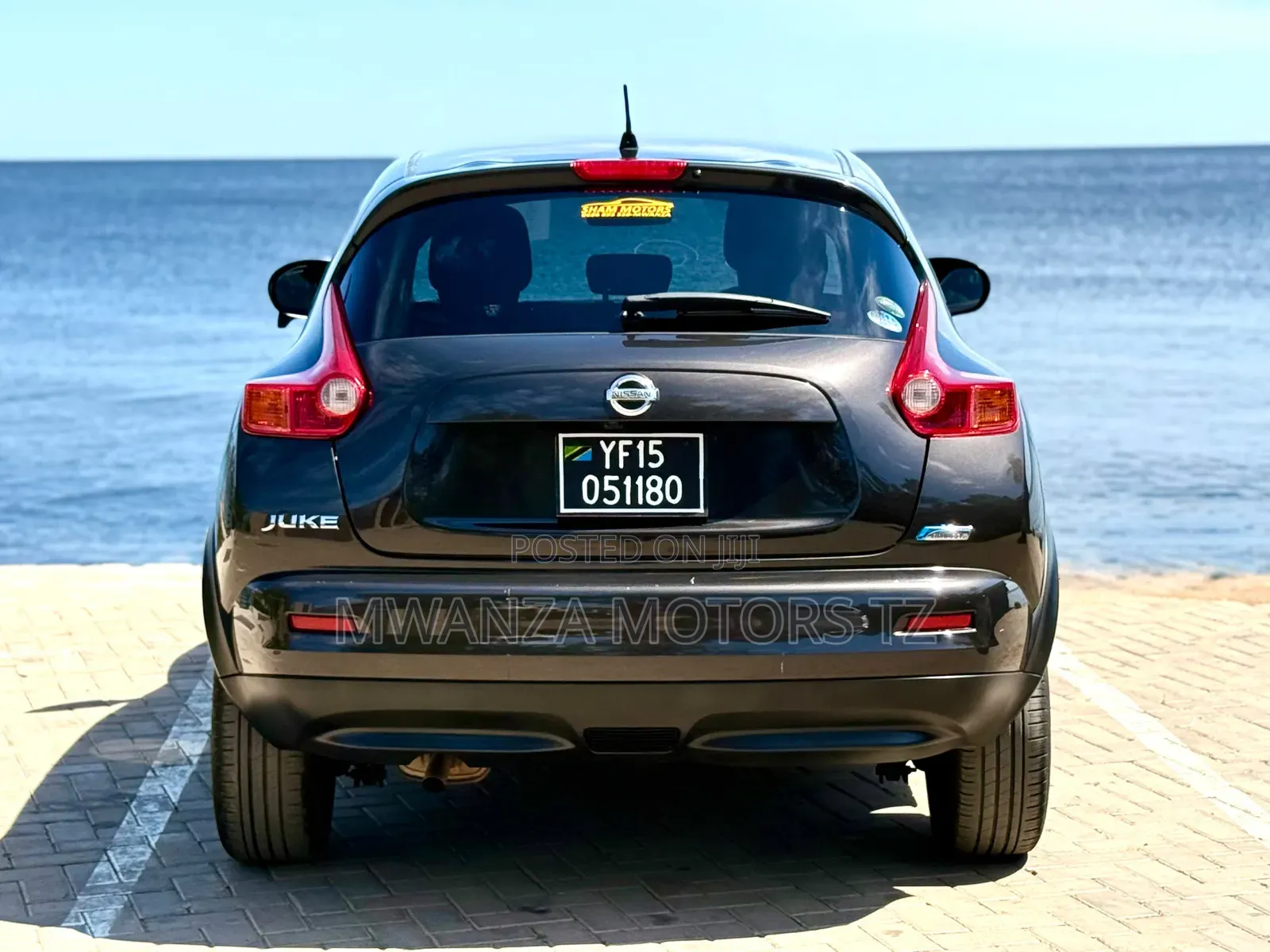 Nissan Juke 2011 Black