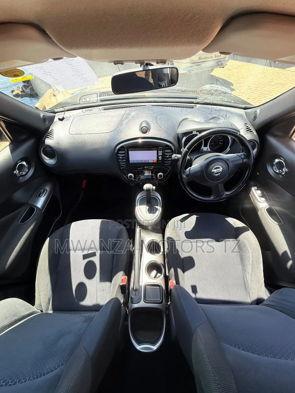 Nissan Juke 2011 Black