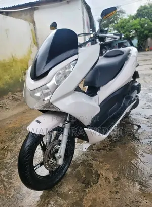 Honda RC51 2025 White