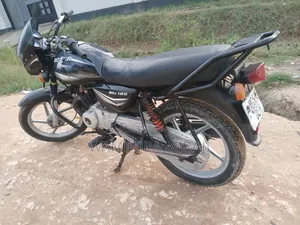 New Bajaj Boxer 125 2025 Black