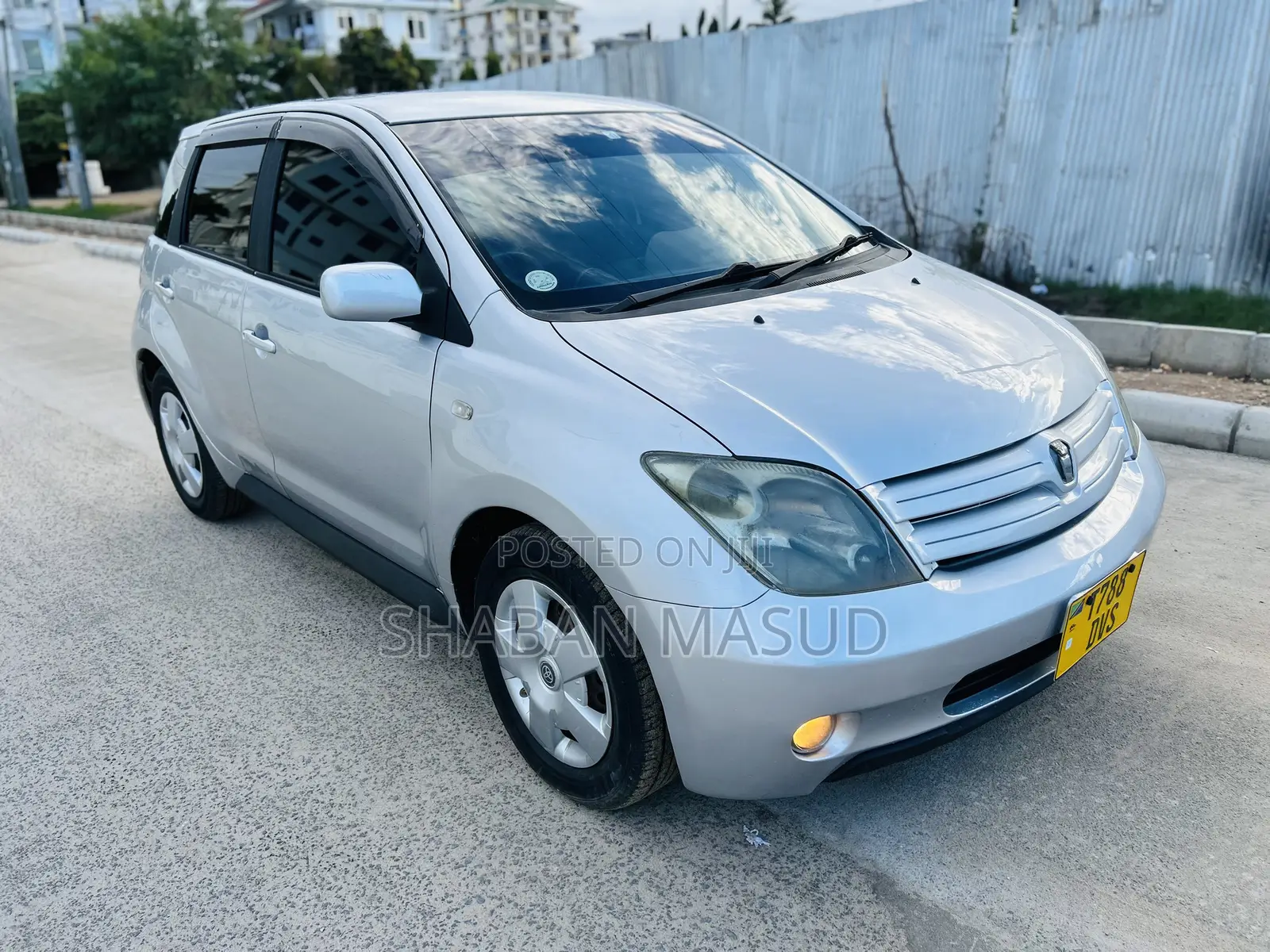 Toyota IST 2006 Silver
