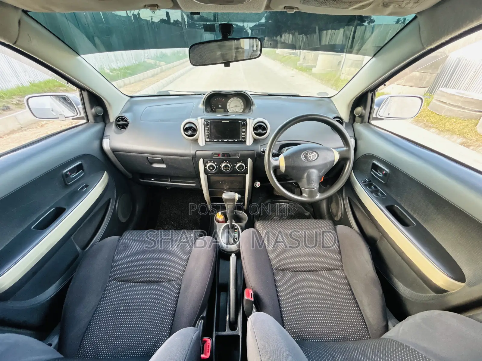 Toyota IST 2006 Silver