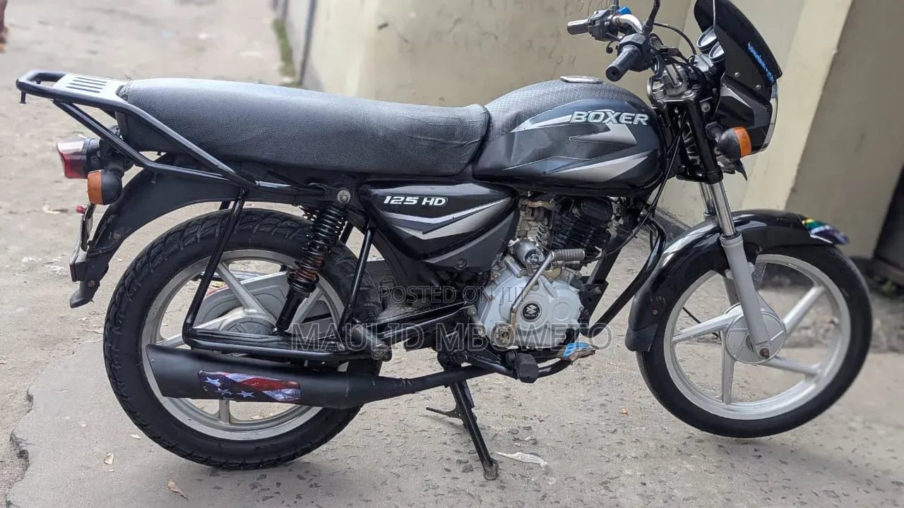 Bajaj Boxer 125 2024 Black