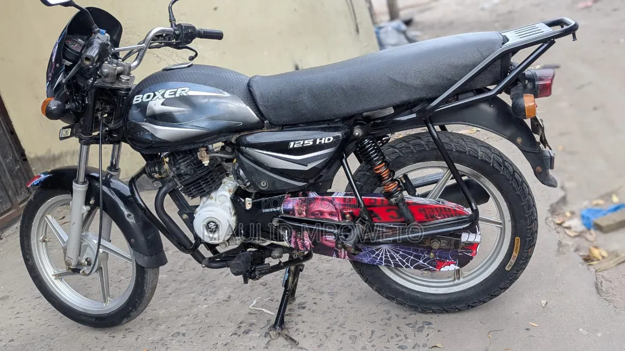 Bajaj Boxer 125 2024 Black