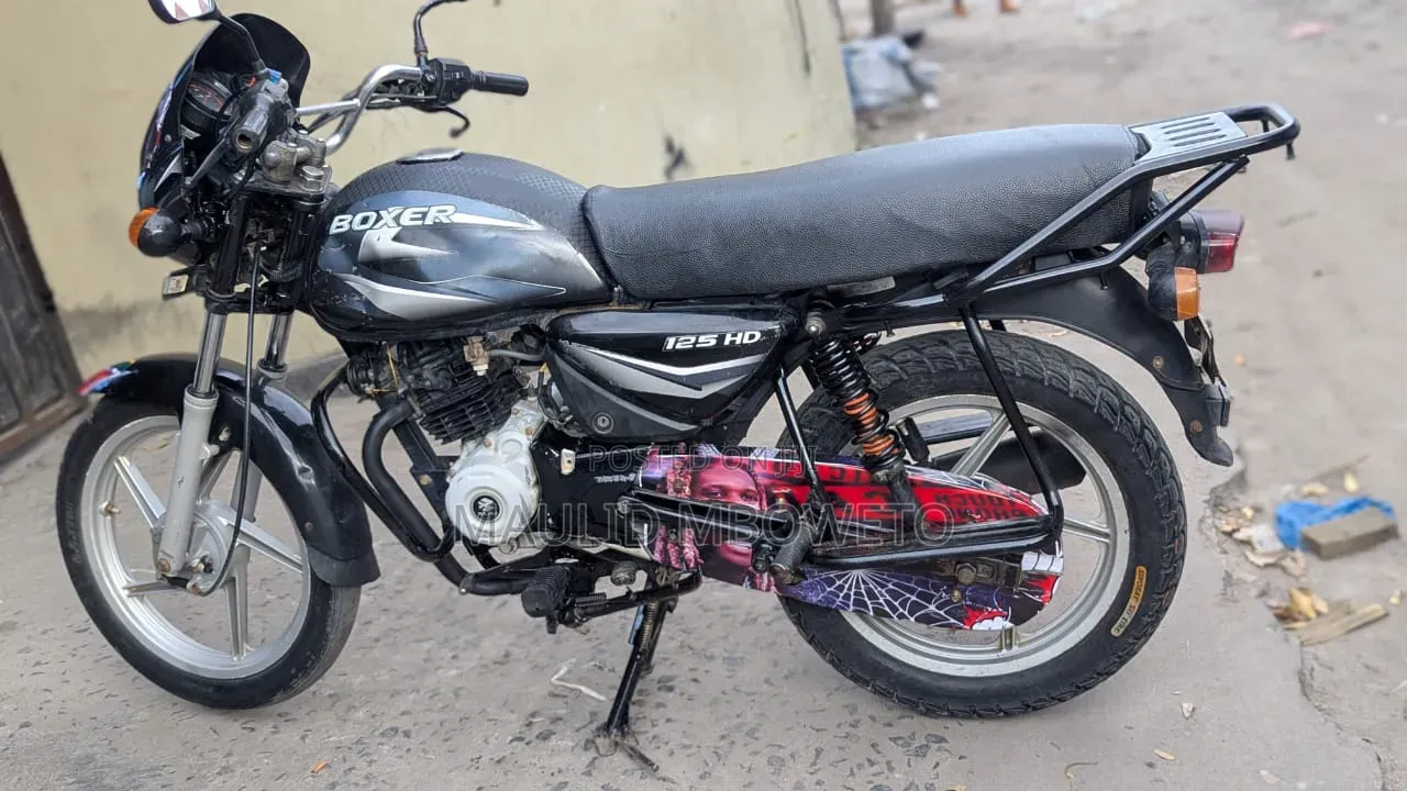 Bajaj Boxer 125 2024 Black