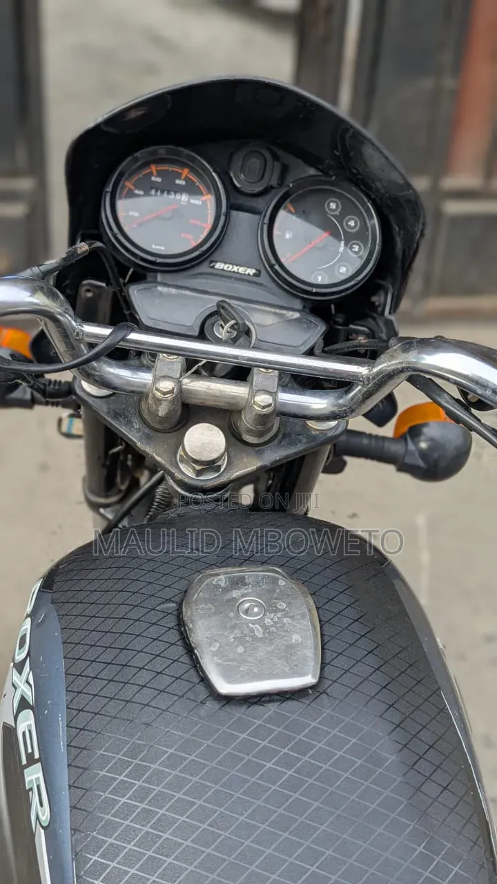 Bajaj Boxer 125 2024 Black