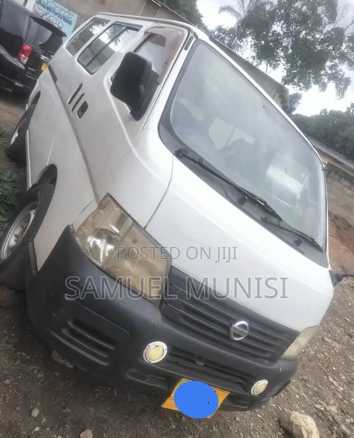 Nissan Caravan (Urvan) 2007 White