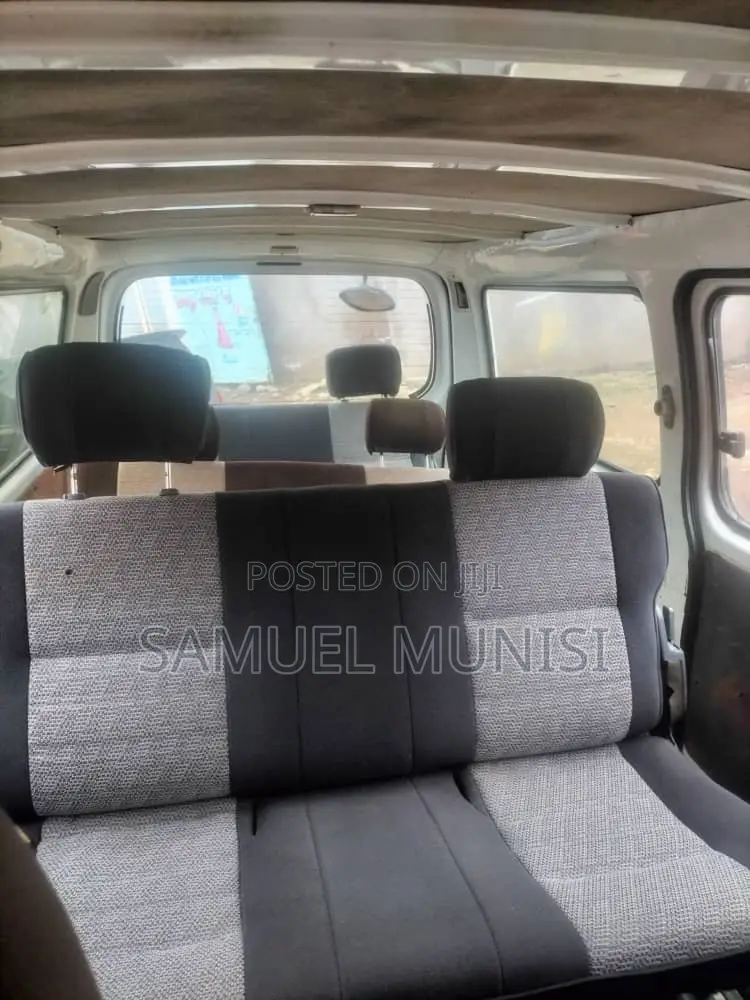 Nissan Caravan (Urvan) 2007 White