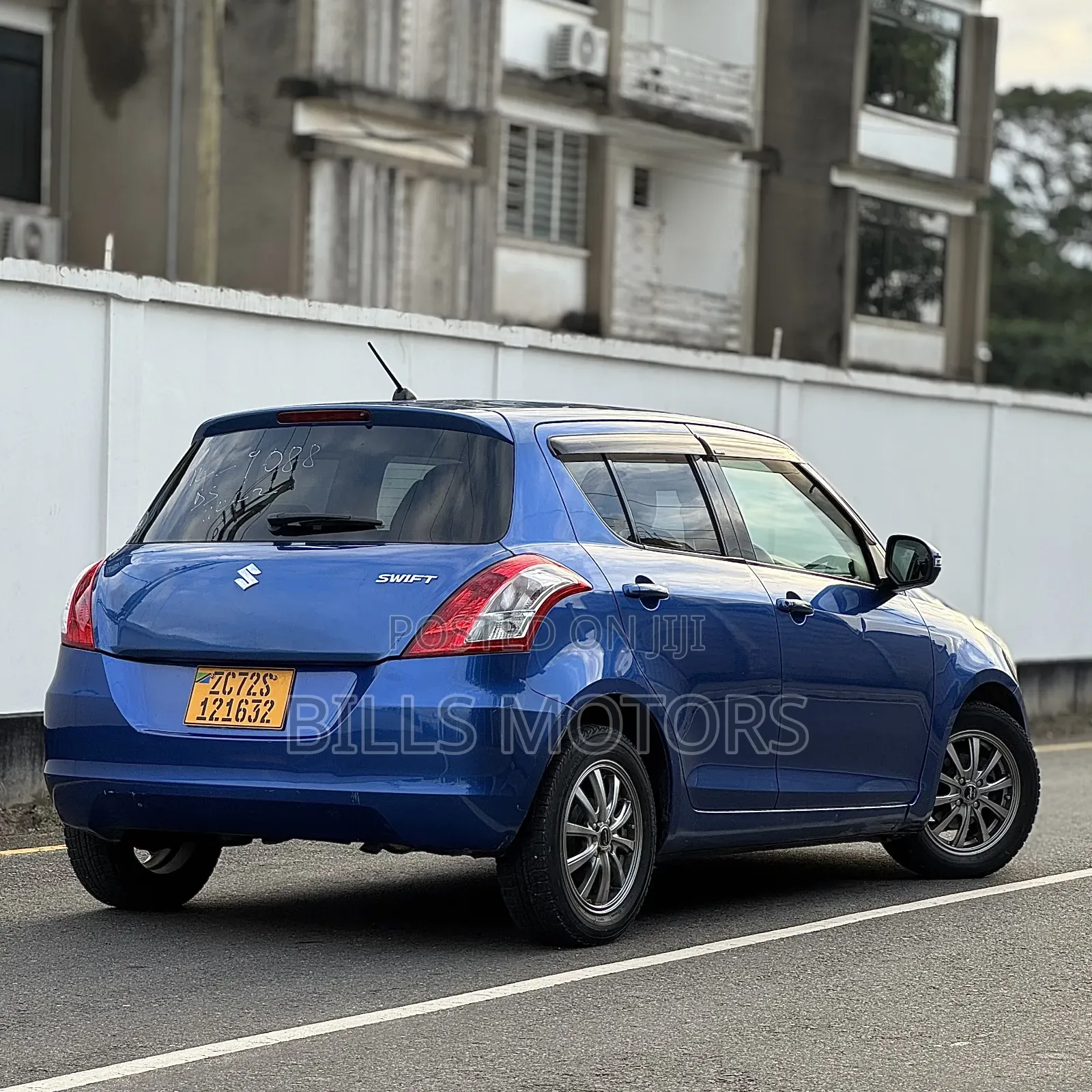 Suzuki Swift 2011 Blue