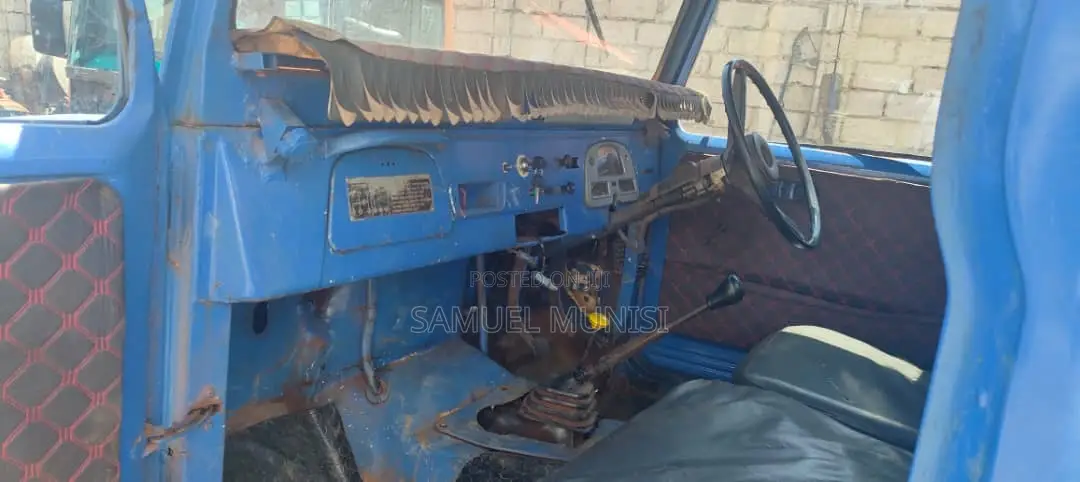 Toyota Land Cruiser 1965 Blue