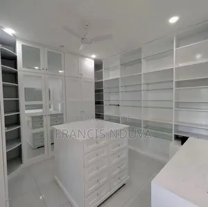Furnished 8bdrm House in Ada Estate for rent
