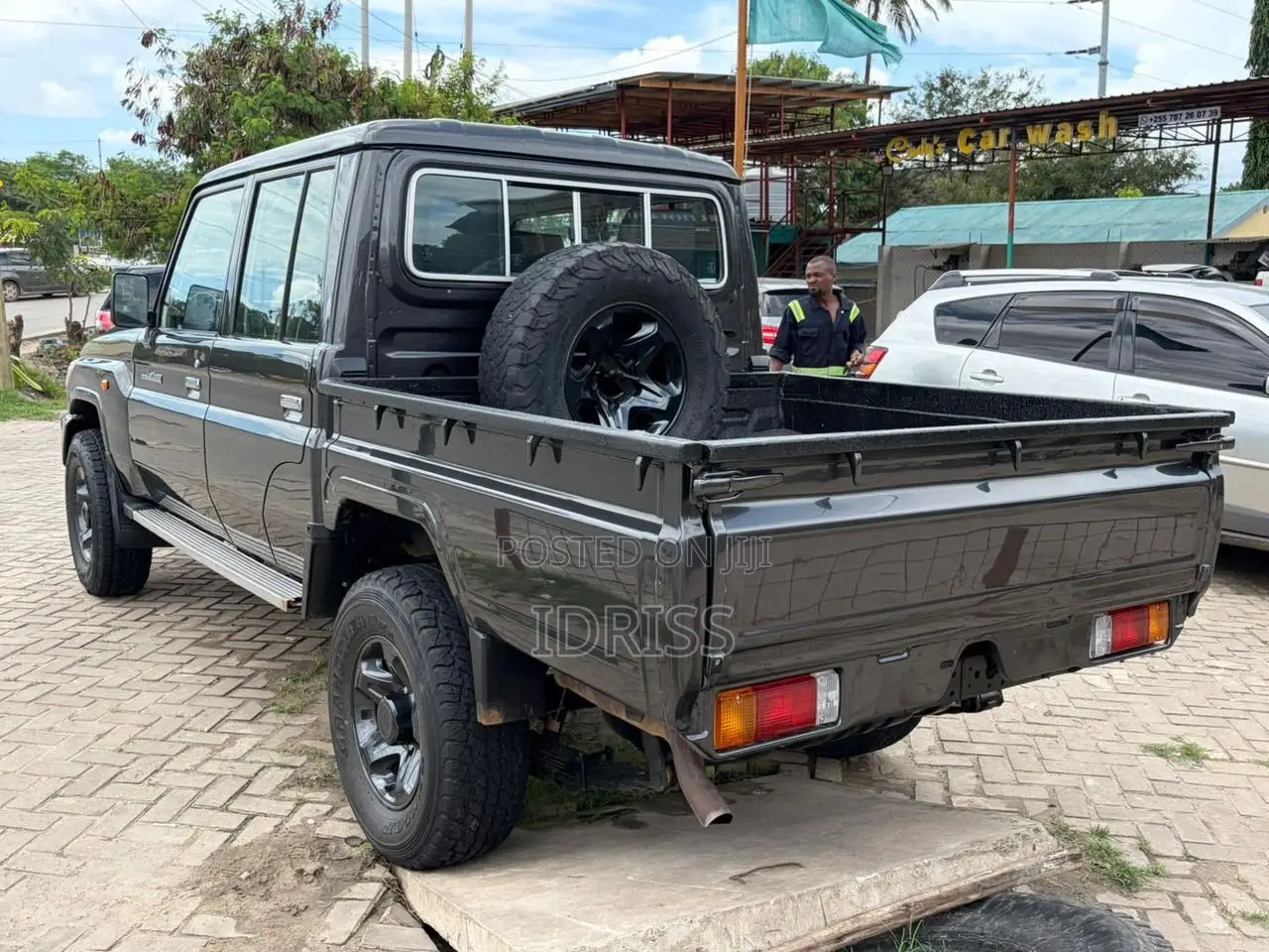 Toyota Land Cruiser 2022 Black