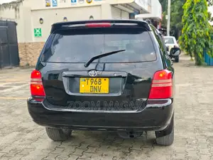 Toyota Kluger 2002 Black
