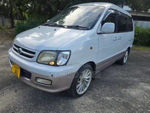 Toyota Noah 2001 White