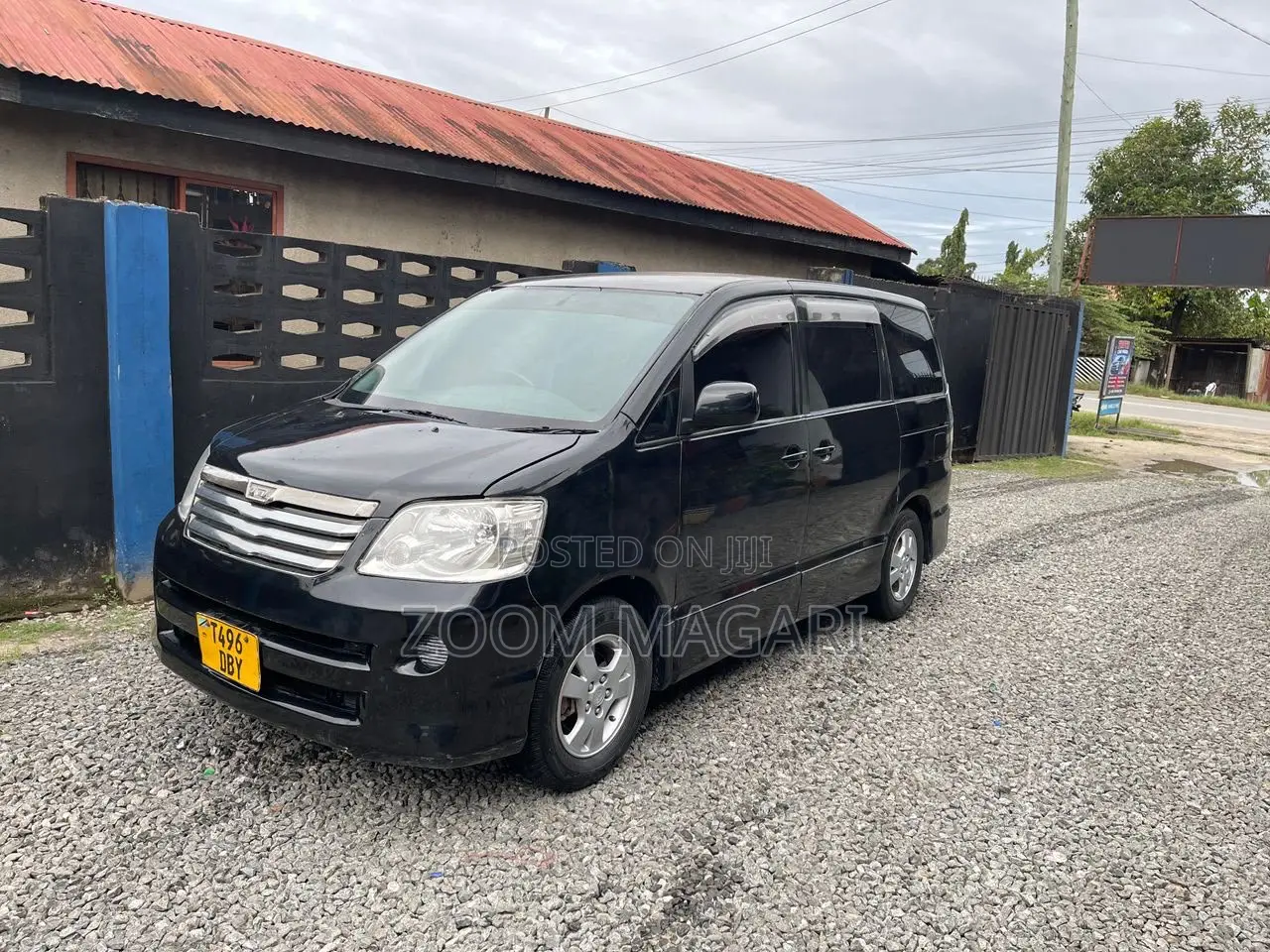 Toyota Noah 2005 Black