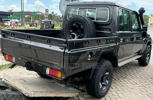 Toyota Land Cruiser 2022 Gray