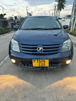 Toyota IST 2006 Blue