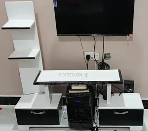 Tv Showcase Kwa 50,000/-