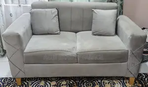 Sofa La Watu Wawili Kwa