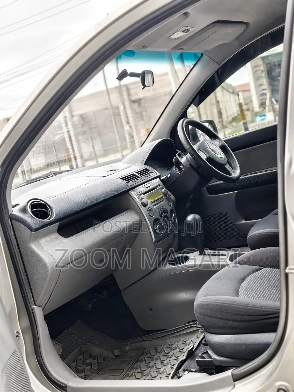 Mazda Demio 2009 Beige