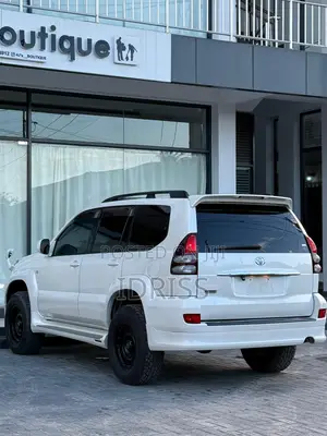 Toyota Land Cruiser Prado 2006 White