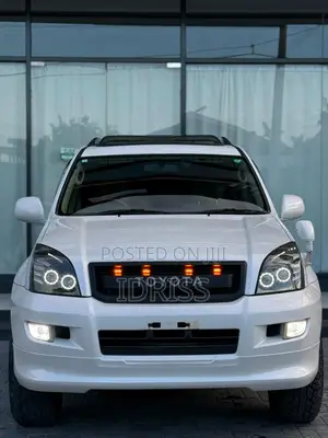 Toyota Land Cruiser Prado 2006 White