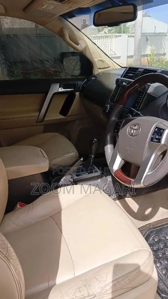Toyota Land Cruiser Prado 2007 Gray