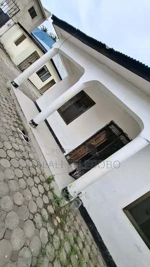 11bdrm Bungalow in Temeke for sale