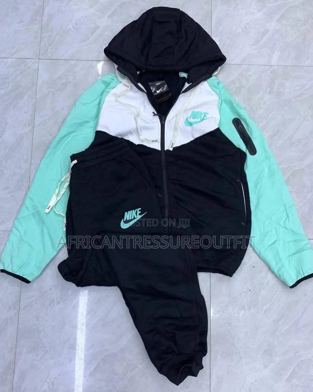 Nike Tech Fleece Tracksuit Sets Collection Available