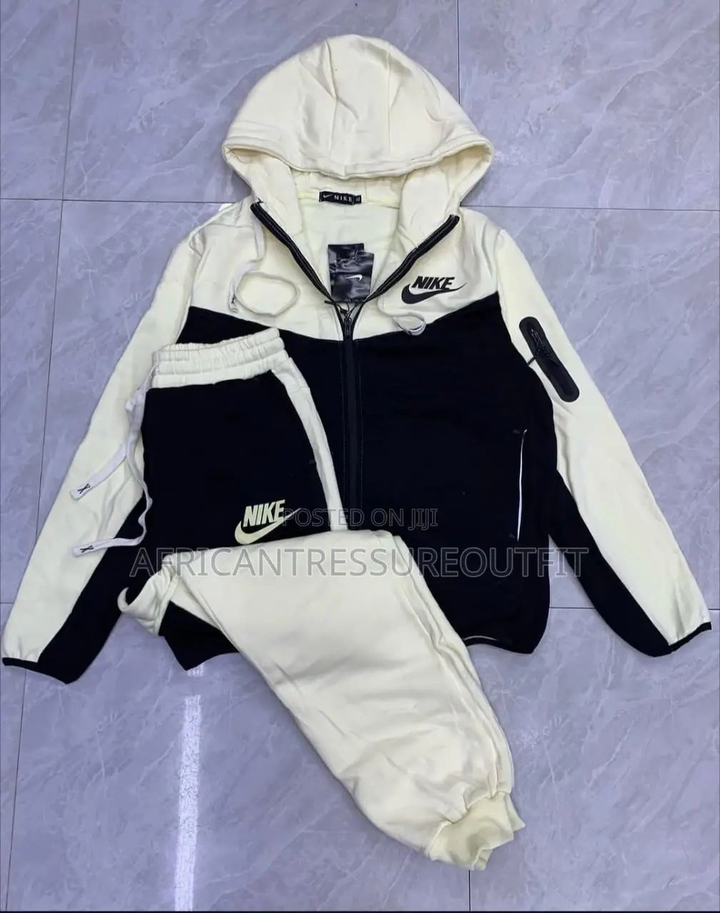 Nike Tech Fleece Tracksuit Sets Collection Available