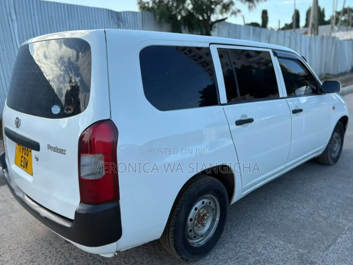 Toyota Probox 2006 White