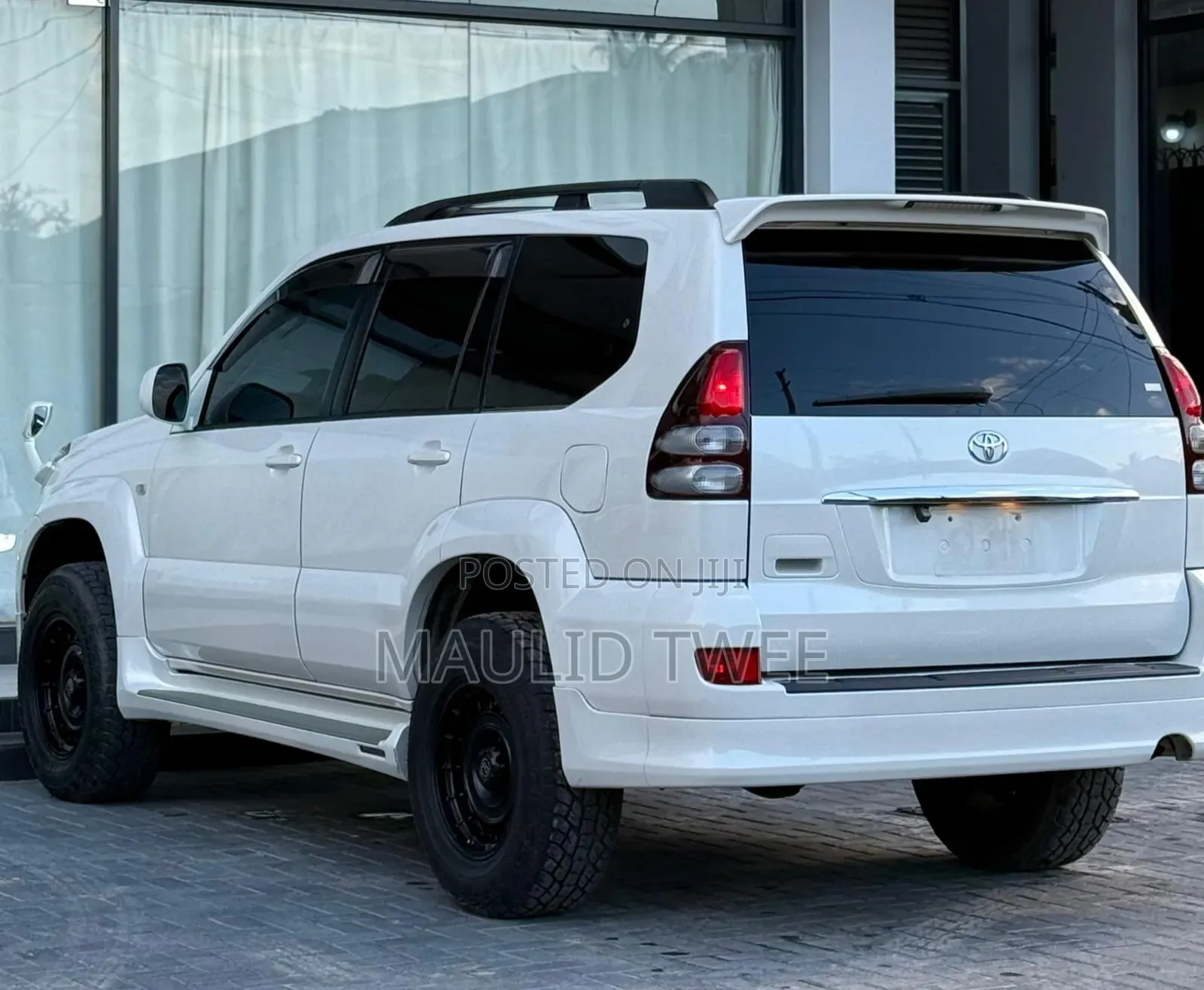 Toyota Land Cruiser Prado 2006 White