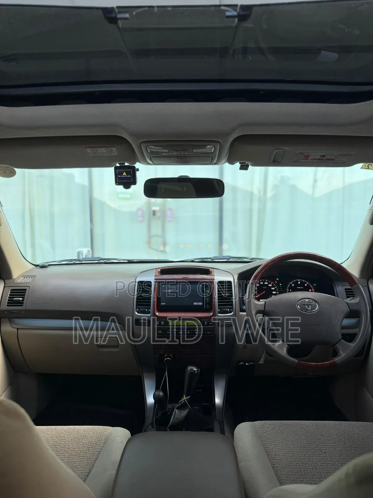 Toyota Land Cruiser Prado 2006 White