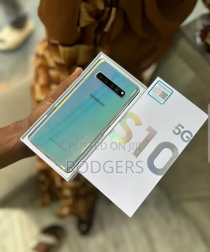 New Samsung Galaxy S10 5G 512 GB Blue