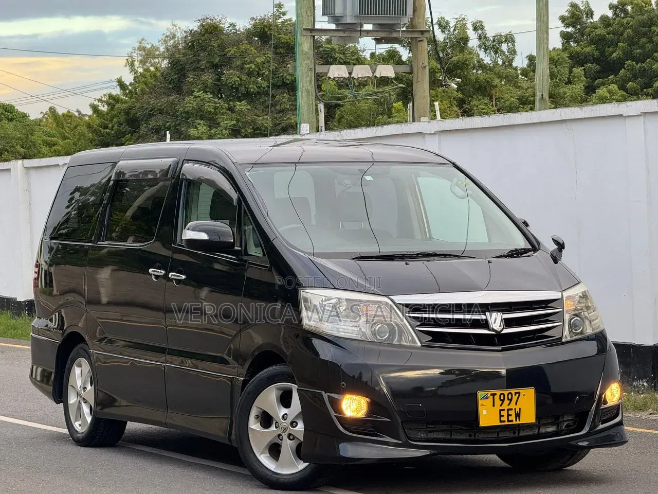 Toyota Alphard 2006 Black