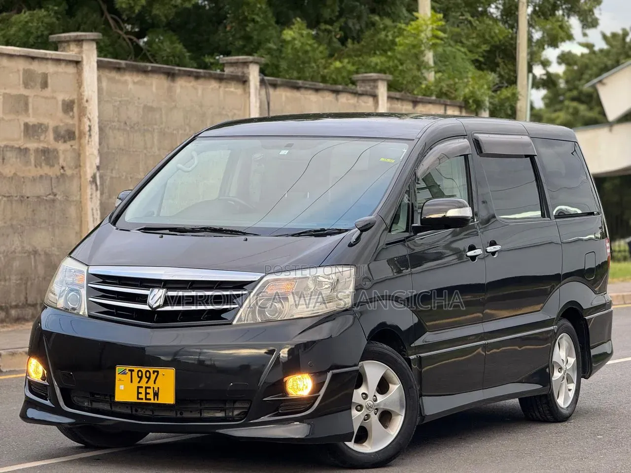 Toyota Alphard 2006 Black