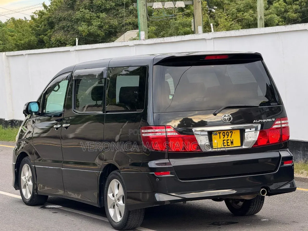Toyota Alphard 2006 Black