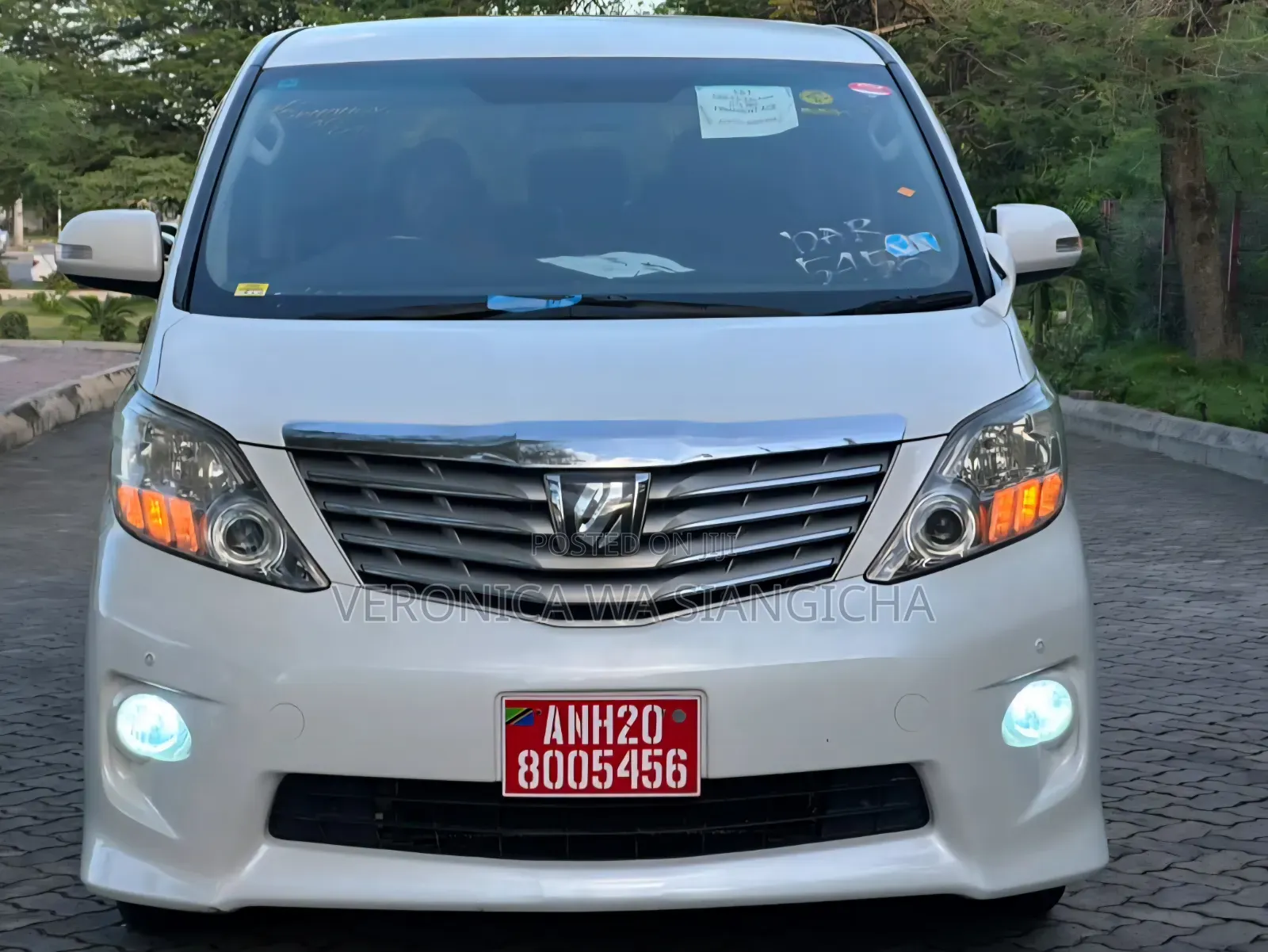 Toyota Alphard 2009 White