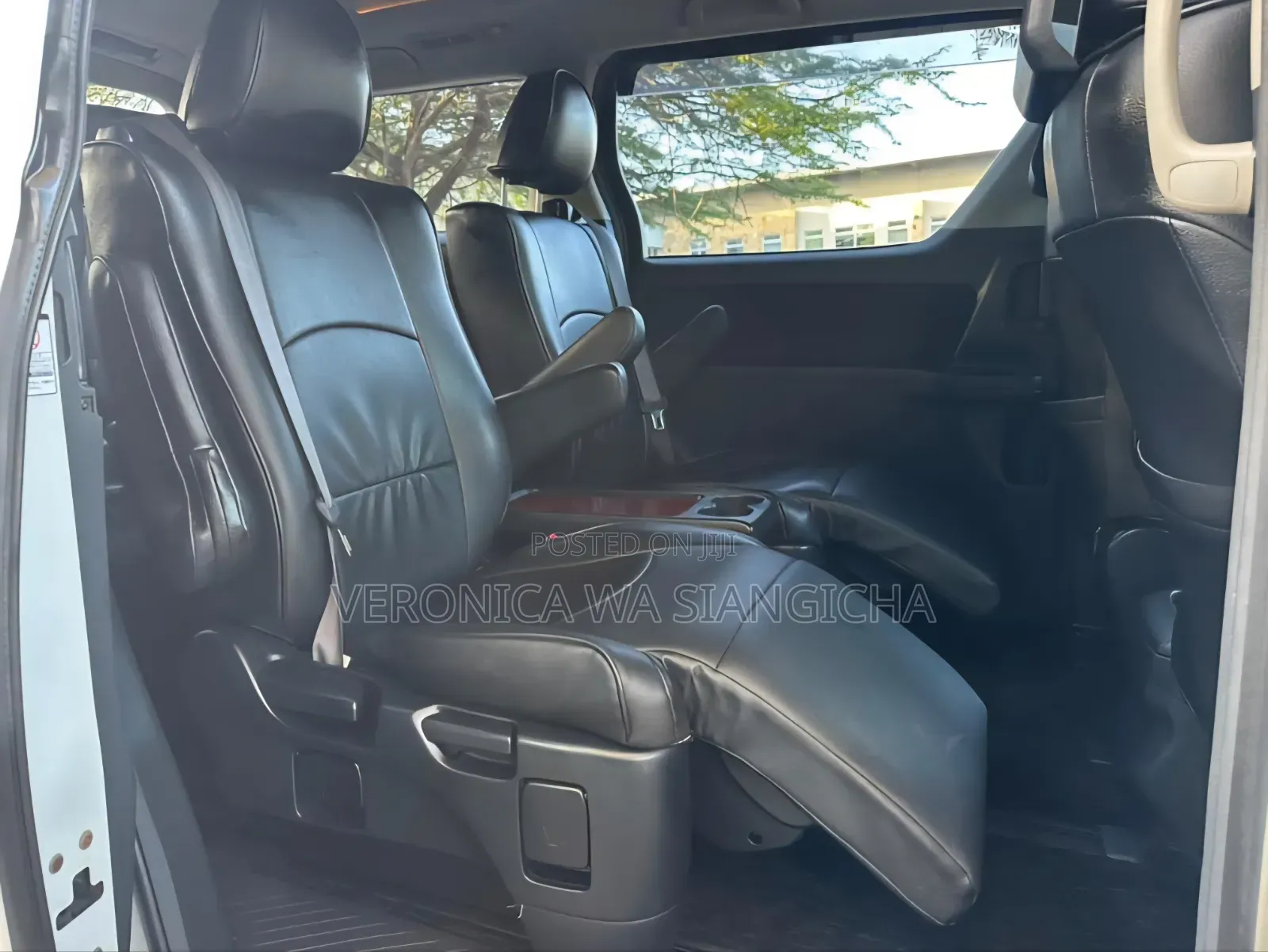 Toyota Alphard 2009 White