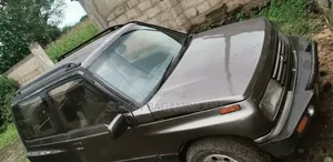 Suzuki Escudo 1991 Gray