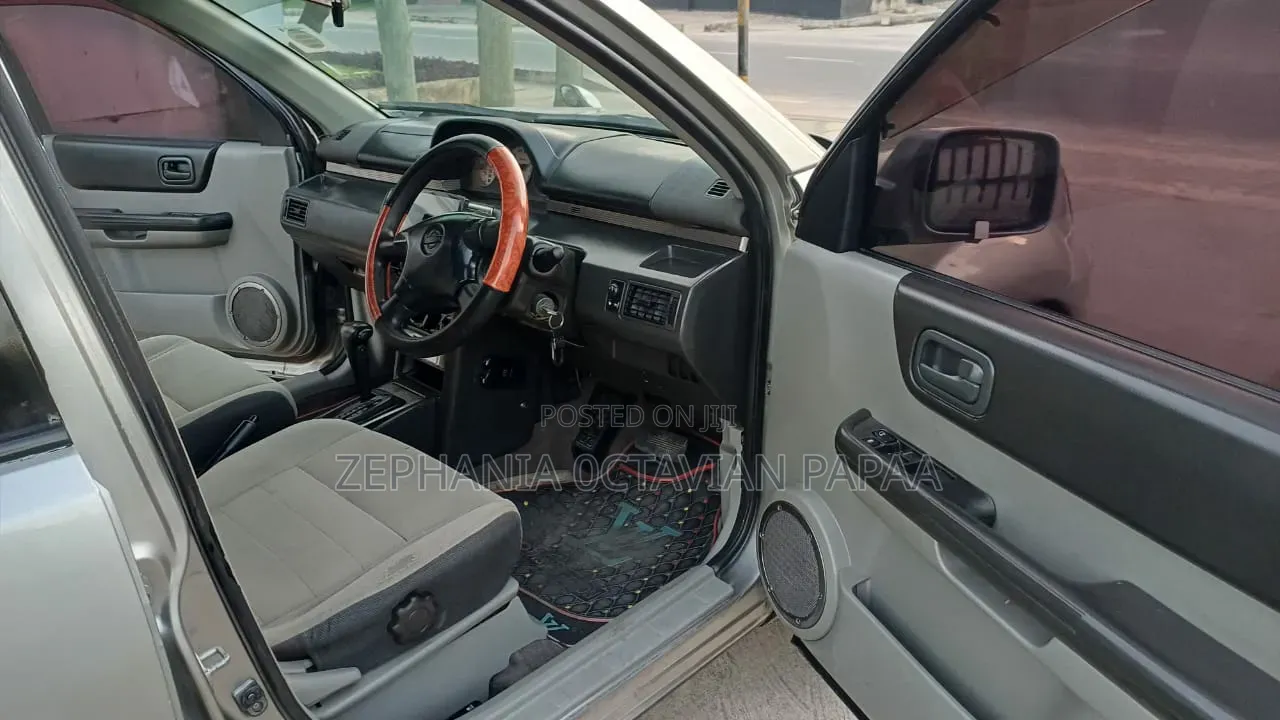 Nissan X-Trail 2004 Silver