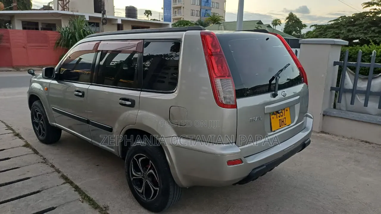 Nissan X-Trail 2004 Silver