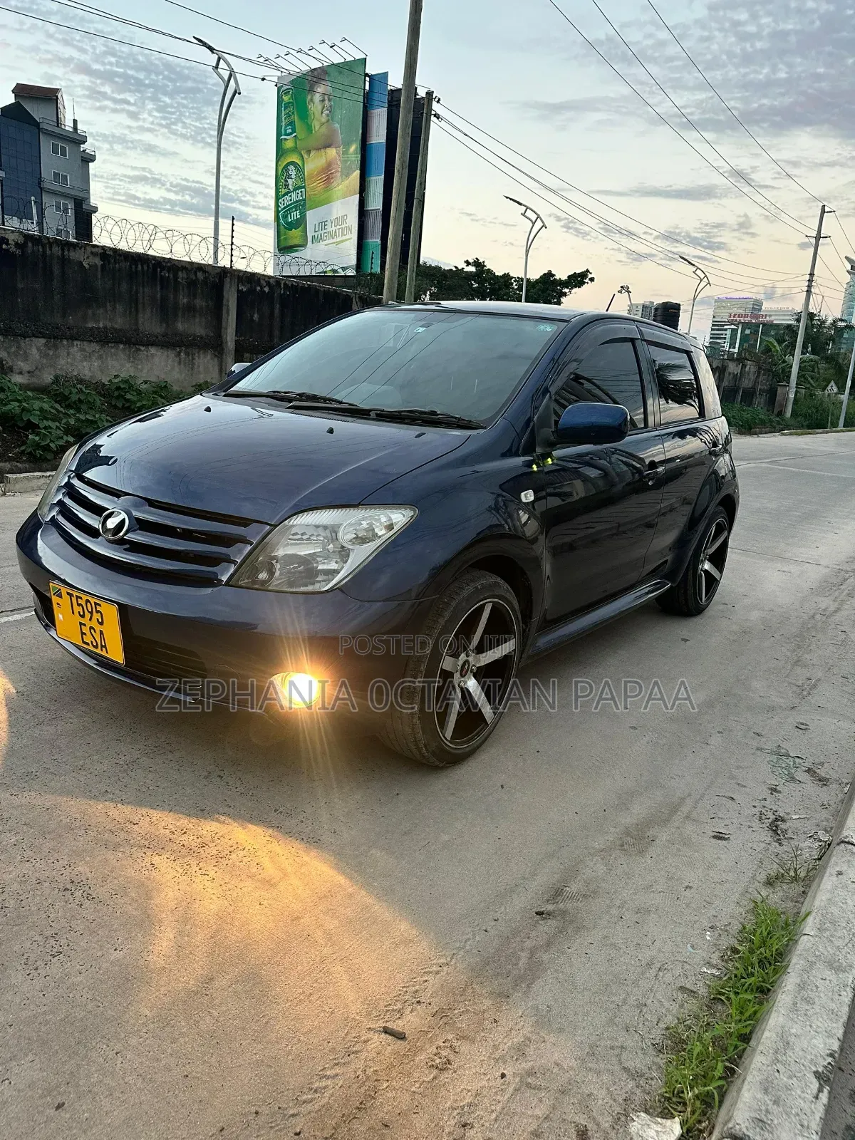 Toyota IST 2005 Blue