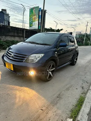 Toyota IST 2005 Blue