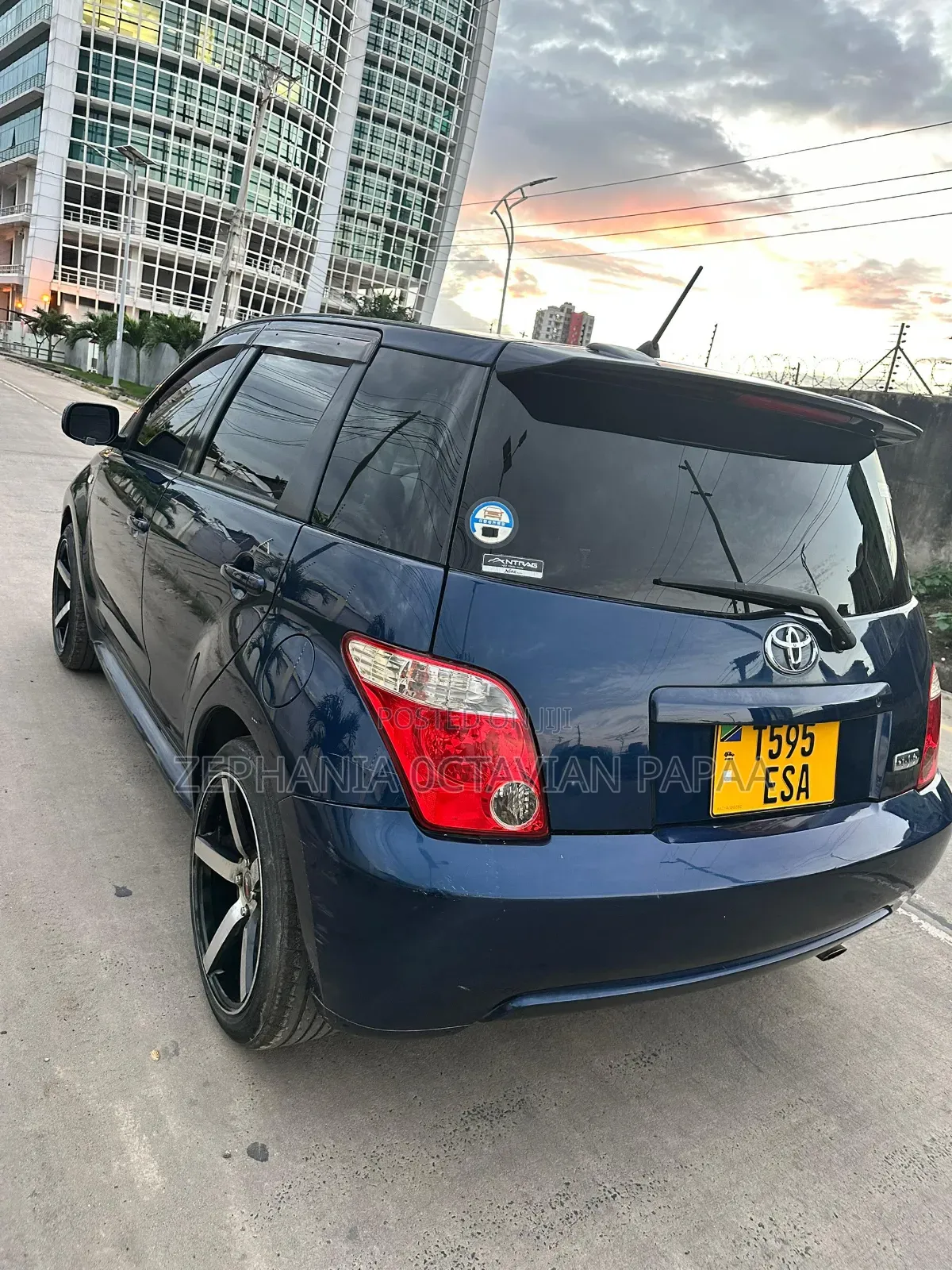 Toyota IST 2005 Blue
