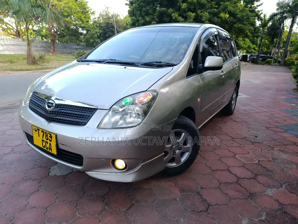 Toyota Corolla Spacio 2003 Beige