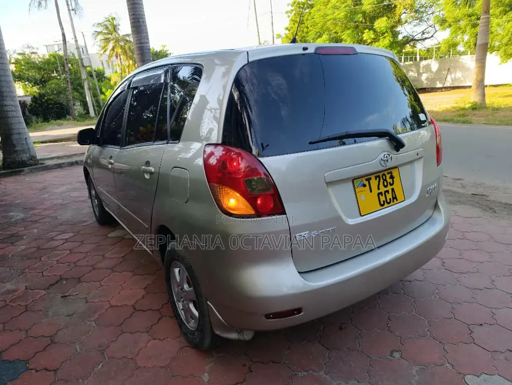 Toyota Corolla Spacio 2003 Beige