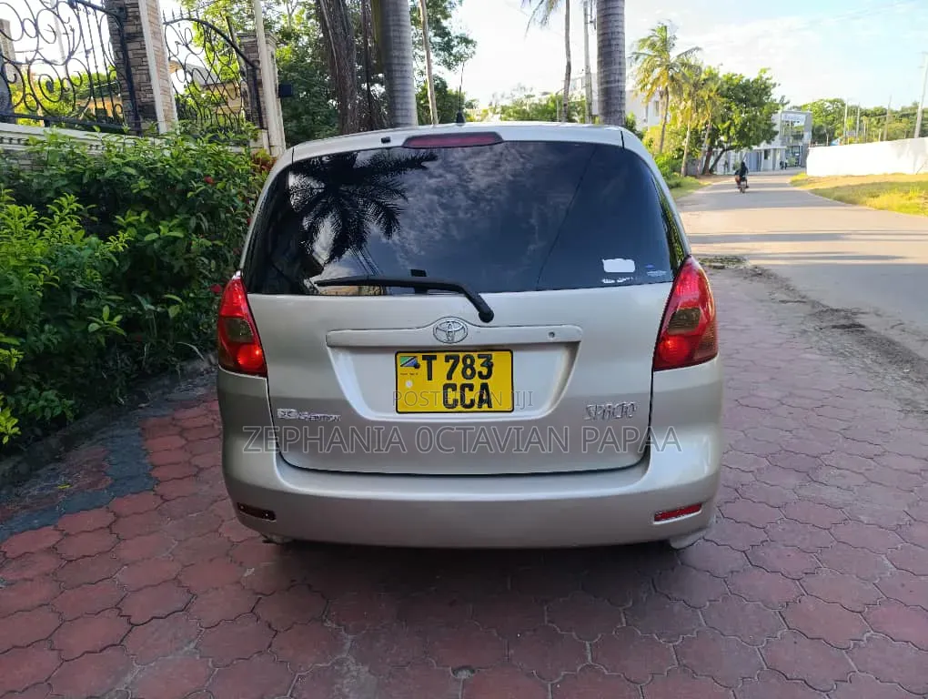 Toyota Corolla Spacio 2003 Beige